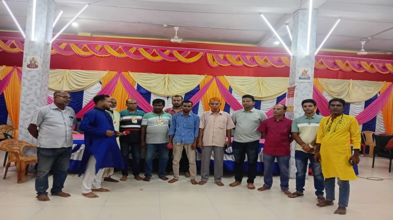 ফুলতলা উপজেলায়,বাংলাদেশ প্রেস ক্লাবের, সাংবাদিকদের বিভিন্ন পূজা মন্ডপ পরিদর্শন