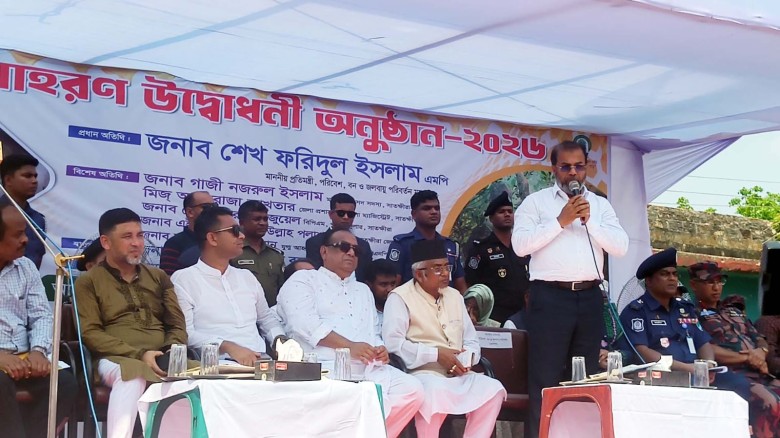 শ্যামনগরে সুন্দরবনের মধু আহরণ কার্যক্রমের উদ্বোধন    করলেন প্রতিমন্ত্রী  শেখ ফরিদুল ইসলাম এমপি