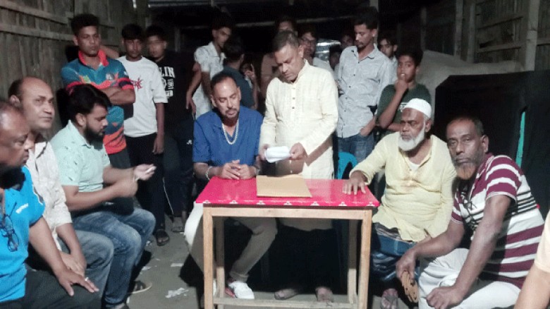 সিরাজগঞ্জে সামান্য কথাটা কাটির জেরে ধস্তা ধোস্তি, স্থানীয় বিএনপি নেতাকর্মীদের হস্তক্ষেপে রক্ষা