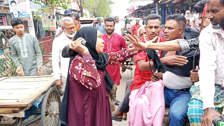 মোংলায় স্বামীকে উত্তেজক ওষুধ সেবনে বাধ্য করাসহ নির্যাতনের  অভিযোগ