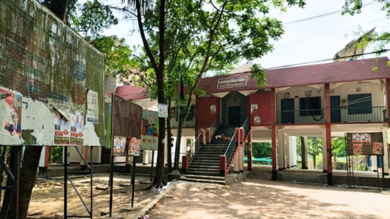 তজুমদ্দিনে নোটিশ গোপন করে খেয়াঘাট ইজারা: রাজস্ব হারাচ্ছে সরকার।