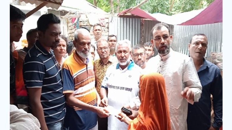 সিরাজগঞ্জ  জুলাই শহীদ পরিবার গুলোর পাশে, হাজী আব্দুস সাত্তার