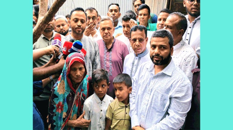 সিরাজগঞ্জের এতিম রায়হান-রোহানের পাশে দাঁড়ালেন প্রধানমন্ত্রী তারেক রহমান