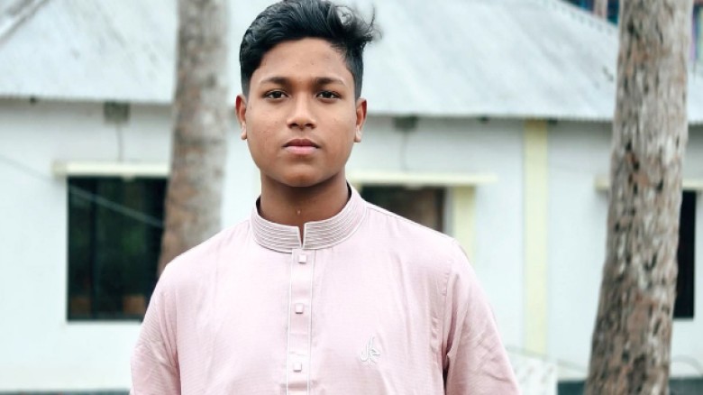 সেনবাগে মাদকসেবীদের হামলায় স্কুলছাত্রকে হত্যার ঘটনায় মামলা  ‎