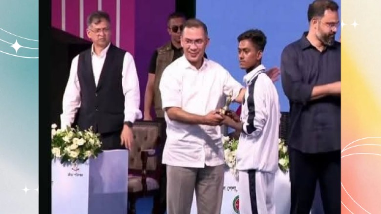 জাতীয় পর্যায়ে সিরাজগঞ্জের সাফল্য: 'নতুন কুড়ি' দৌড়ে ৩য় স্থান অর্জনে আনন্দ র‍্যালি