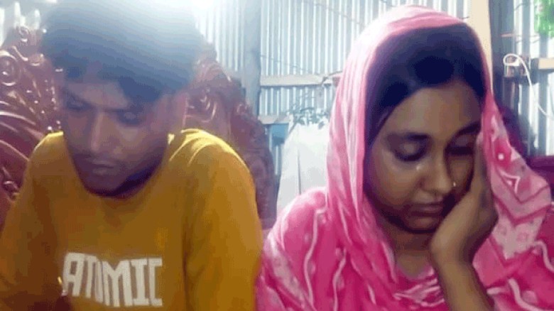 পরকীয়া প্রেমিকের সঙ্গে স্ত্রীর বিয়ে দিলেন স্বামী, তাড়াশে আলোড়ন
