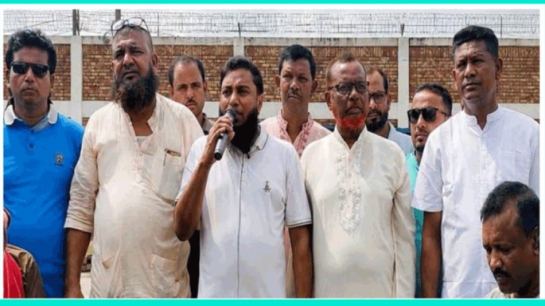 ১৫ দিনের মধ্যেই বেনাপোল বন্দরে নতুন ইকুইপমেন্ট, শ্রমিকদের টনপ্রতি মজুরি বাড়ছে ৫০ পয়সা