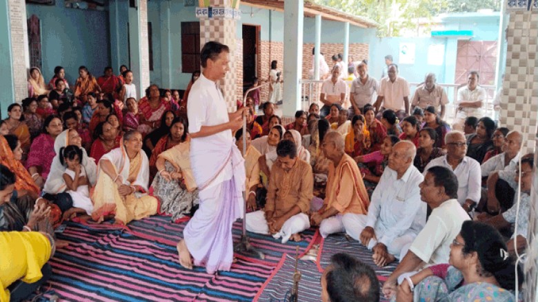 পাংশায় শ্রী শ্রী নিতাই গৌড় সেবাশ্রমে পদাবলী কীর্তন অনুষ্ঠিত