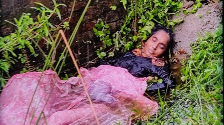 সাতক্ষীরায় সড়কের পাশের নর্দমা থেকে কহিনুর বেগমের মরদেহ উদ্ধার
