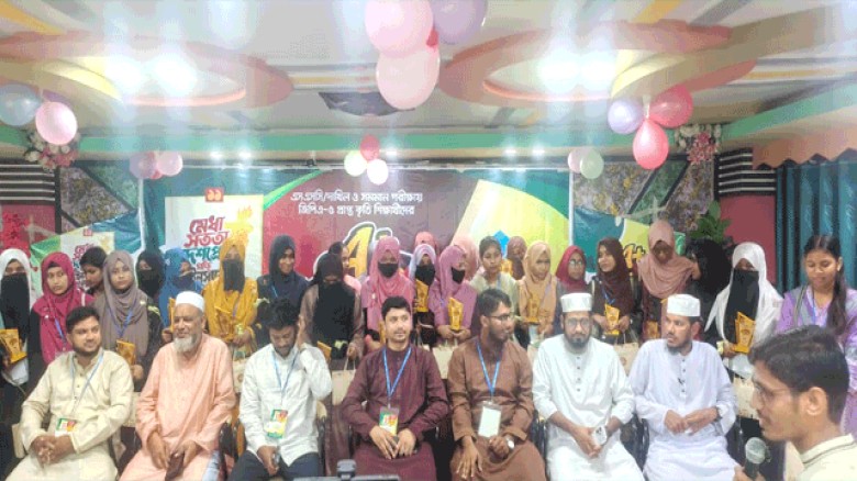 সুবর্ণচরে জিপিএ-৫ প্রাপ্ত কৃতি শিক্ষার্থীদের ছাত্রশিবিরের সংবর্ধনা