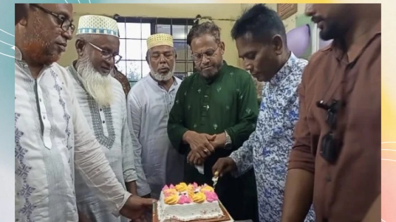 রায়গঞ্জে নারীদের সৌন্দর্যচর্চায় ‘সুষ্মিতা বিউটি পার্লার’-এর যাত্রা শুরু
