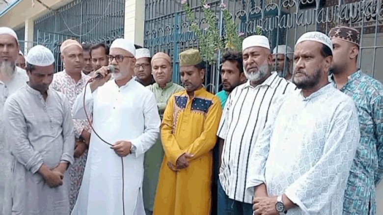 সিরাজগঞ্জে মনিরুল ইসলামের জানাজা ও দাফন সম্পন্ন