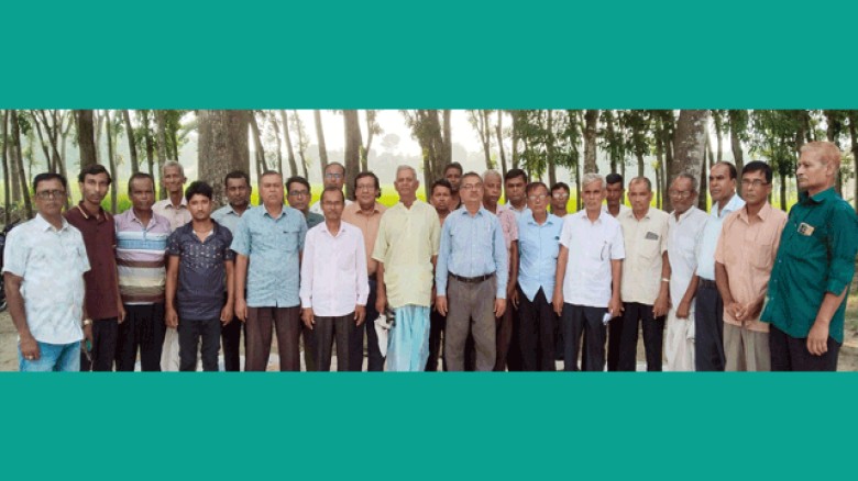 পাংশায় অষ্টাদশপল্লী সর্বজনীন পাগল আশ্রমের নবগঠিত কার্যনির্বাহী কমিটির পরিচিতি সভা